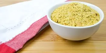 Hoosier Hill Farm Nutritional Yeast Flakes, 1 Pound 1 Pound (Pack of 1) - Yeast