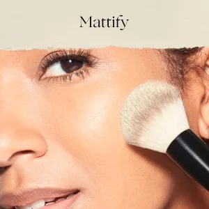 Honest Invisible Blurring Loose Powder | Lightweight Setting Powder | Mattify & Set Makeup |EWG Certified & Dermatologist Tested |Vegan + Cruelty free | .56 oz - Mattify