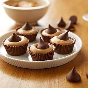 HERSHEY'S KISSES Milk Chocolate Candy, Halloween, 35.8 oz Bulk Party Pack - product information 13