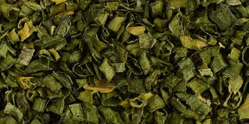 Harmony House Dried Chives, Chopped  Dehydrated Vegetables For Cooking, Camping, Emergency Supply and More (2 oz, Quart Jar) - Dried Chives closeup