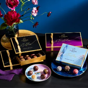 Godiva Chocolatier Truffles Assorted Gift Box, Milk Chocolate, 6 pc. - Flavors