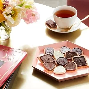Godiva Chocolatier Assorted Chocolate Box of Biscuits, 32 pc. Biscuit Tin 32 Piece 32 Count (Pack of 1) - Life style