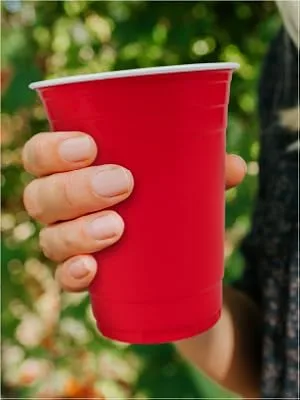 Glad Everyday Disposable Plastic Cups for Everyday Use | Red Plastic Cups Strong and Sturdy Red Plastic Party Cups for All Occasions, 16 Oz Cups (100 Count) 16 oz - 100 Count - Glad, Disposable, Paper, Plates, Bowls, Durable, Gladware, Straws, Party, Cups