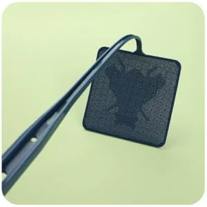 ECOESPTI Fly Swatter, 3Pcs Long Handle Heavy Duty Fly Swatter, Durable Plastic Fly Killers with Tweezers Plastic M - Long handle fly swatter
