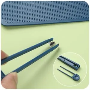 ECOESPTI Fly Swatter, 3Pcs Long Handle Heavy Duty Fly Swatter, Durable Plastic Fly Killers with Tweezers Plastic M - Long handle fly swatter with a tweezer
