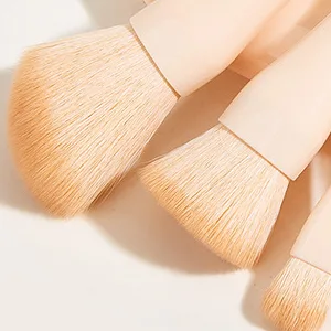 Yoseng Travel Makeup brushes Set 5pcs Mini Complete Function Travel Portable Cosmetic Brushes Kit with Mirror Case Pink - Superfine synthetic fibres