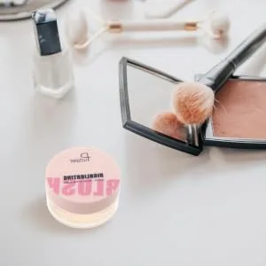 Outanaya Blush Makeup Brishes Blouses Will Cosmetic Makeup Palette Makeup Supply Makeup Tool Plastic - product information 5
