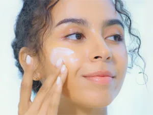 DERMALOGY by NEOGENLAB UVA/UVB SPF50 Day-Light Protection Airy Sunscreen - Essence-type Moisturizing Weightless Sunscreen with No White Cast - 1.69 oz / 50 ml - airy sunscreen for all skin tones and types no white cast chemical sunscreen