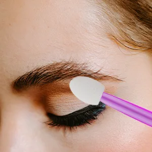 Cuttte 60PCS Disposable Dual Sides Eye Shadow Sponge Applicators, 3 Colors Eyeshadow Brushes Makeup Applicator (Pink, Purple, Blue) 60 Count (Pack of 1) - disposable eyeshadow brushes