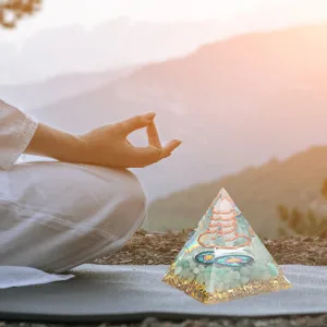 BORDSTRACT 6cm Energy Generator Orgonite Pyramid Healing Crystal Pyramid for Positive Energy Meditation Spiritual Awakening - MEDITATION AND SPIRITUAL AWAKENING