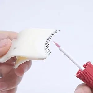 Frifer Eyelash Applying Tool | False Eyelash Applicator Clip | Makeup Artist Helper Lashes Artifact for Women Beginner Makeup - Durable Design