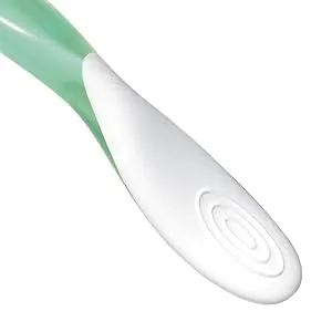 BIC Soleil Sensitive Women's 3-Blade Disposable Razor, 3 Count - Pack of 2 (6 Razors) 3 Count (Pack of 2) - Rubber Grip for Added Control