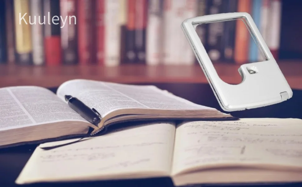 Card Type Magnifying Glasses Credit Card Sized Magnifying Lenses Ideal Pocket Magnifier for Reading Magnifying Glass with LED Light and Leather Case - LED ?????