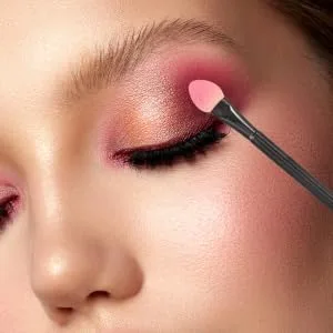 FOYTOKI 30pcs Disposable Eye Shadow Stick Dual Ended Makeup Brush Eyeshadow Application Make up Kit Plastic - product information 3