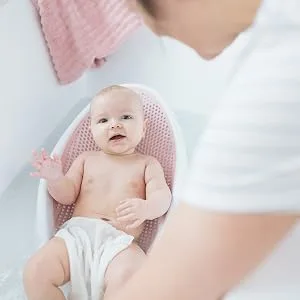 Angelcare Baby Bath Support (Grey) | Ideal for Babies Less than 6 Months Old - happy baby