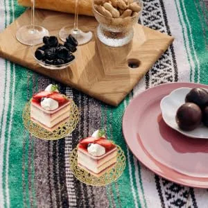 SHOWERORO Snacks Storage Tray Fruit Tray Dessert Serving Tray Candy Stand Serving Dish Snack Bowl - product information 4
