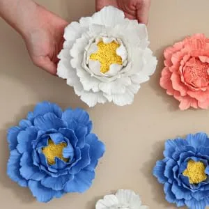 ORFOFE Wall Flower Sculpture 1Pc peony flower wall decoration home decoration Ceramic wall art Ceramic Flower Flower Wall White 7x7cm - product information 2