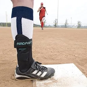Aircast AirSport Ankle Support Brace, Right Foot, Medium Right Foot Medium (Pack of 1) - product information 4