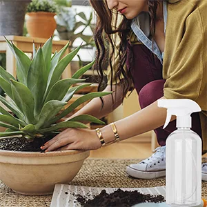 16.9 oz Plastic Spray Bottle Trigger Empty Spray Bottles Clear Refillable Container for Water, Essential Oils, Hair, Cleaning Products, Adjustable Head Sprayer and Stream (2 Pack) Clear 2 Count (Pack of 1) - spray bottle