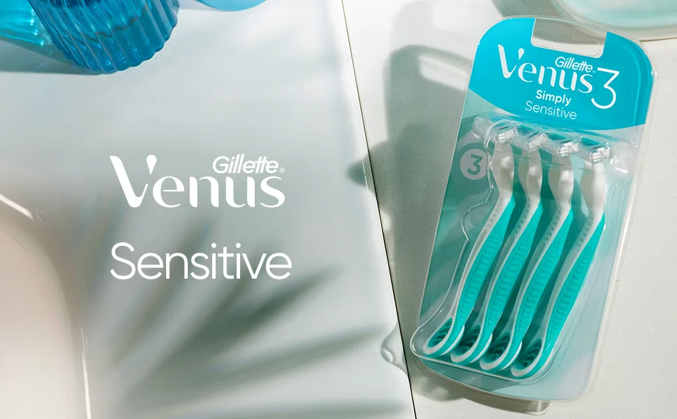 Gillette Venus Simply 3 Sensitive Women's Disposable Razors, Pack of 1 with 4 razors - simply sensitive