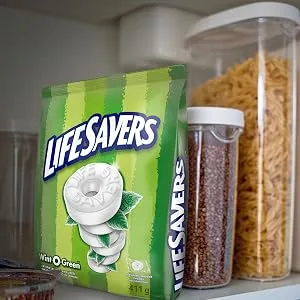 LIFE SAVERS Pep O Mint Individually Wrapped Candy Mints Sharing Bag 411g Peppermint 411 g (Pack of 1) - lifesavers