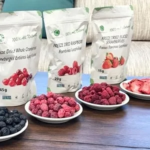 Freeze Dried Berries Varies Set - Raspberries/Blueberries/Strawberries/Cranberries - 100% Fruit - Grown in North America Delicious Fruit Snacks Small - Freeze Dried Berries