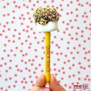 Meiji Yan Yan Dipping Sticks, Chocolate Crme - 2 oz, Pack of 10 - Cracker Sticks with Fun Animals Phrases - yan yan crispy cracker sticks with chocolate creme dip snack for kids and families