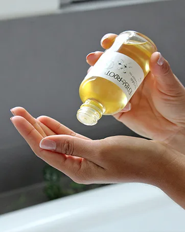 Herb & Root Rose Oil Rollerball (Roll On) Perfume 10 ml | Traditional English Tea Rose Perfume for Women Rose Perfume Oil - Herb & Root Body Oil