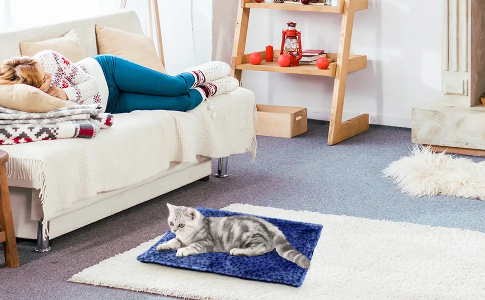 Marunda Self-Warming Cat Bed ,Super Soft Dog Bed Crate Bed Blanket, Self Heating Cat Pad, Thermal Cat and Dog Warming Bed Mat. Self-Warming S - 22" * 15" - THERMAL cat mat