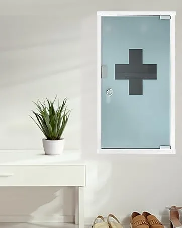 First Aid Only Eyewash - Armoires à pharmacie