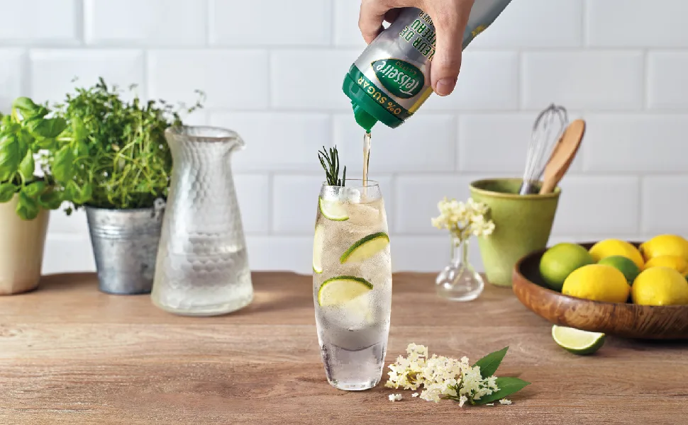 Teisseire Zero Sugar Elderflower Syrup for Refreshing Drinks Cocktails Bottle 60cl - Le 0%