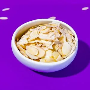 Blanched Almonds 1 kg nut&me | Natural Kernel | No Additives or Preservatives | Protein Source | Salt Free | - bulgarian nuts, amande 1kg, amande bio, amande efilées, naturalle, amande naturalle efilée