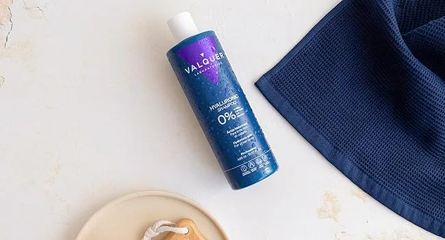 Valquer Hyaluronic Acid Mask. Extra hydration and vitality. For all hair types. Zero % - 975 ml - product information 2