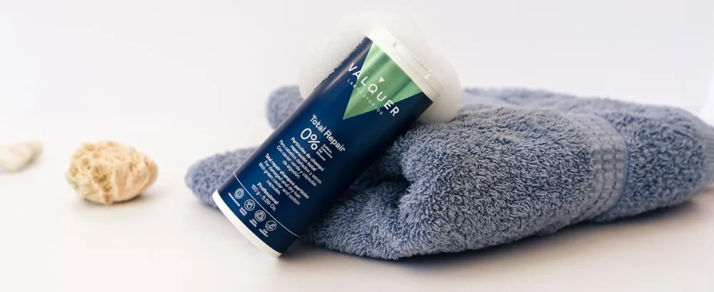 Valquer Total Repair Shampoo Particles for damaged hair. Concentrated formulation. Sulfate-free Silicone-free and Salt-free - 150 Gr - product information 2