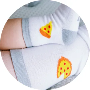 Pearhead Dad & Baby Matching Sock Set, Big & Little Slice Pizza Socks for Parent & Baby, White Daddy & Me Matching Sock Set - Matching pizza sock set