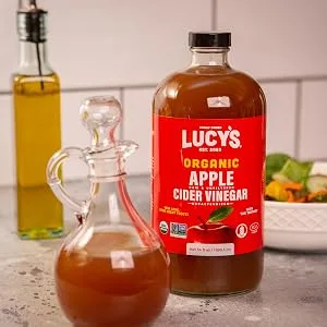 Lucy's Family Owned - USDA Organic NonGMO Raw Apple Cider Vinegar, Unfiltered, Unpasteurized, With the Mother, 34oz Glass Bottle (2 Pack) Organic Apple Cider Vinegar 34 Fl Oz (Pack of 2) - kitchen