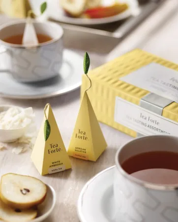 Tea Forte Presentation Box Presentation Box Tea Sampler Gift Set, 20 Assorted Variety Handcrafted Pyramid Tea Infuser Bags (Paradis) - tea infuser lifestyle