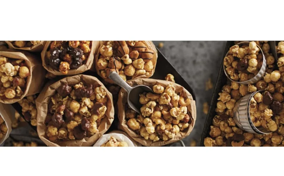 Harry & David Moose Munch Gourmet Popcorn 1lb 8 Oz Assortment Drum - moose munch;moosemunch
