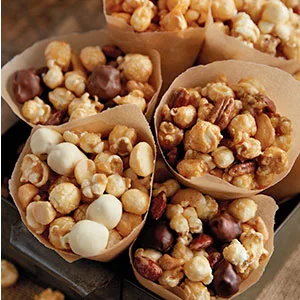 Harry & David Moose Munch Gourmet Popcorn 1lb 8 Oz Assortment Drum - moose munch;moosemunch