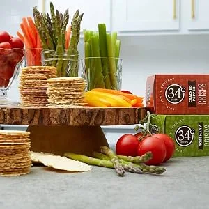 34 Degrees Crisps | Cracked Pepper Crisps | Thin, Light & Crunchy Crisps, 6 Pack (4.5oz each) - 34 degrees crisps