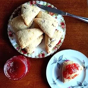 Sticky Fingers Strawberry Scone Mix 16oz - serve with jam