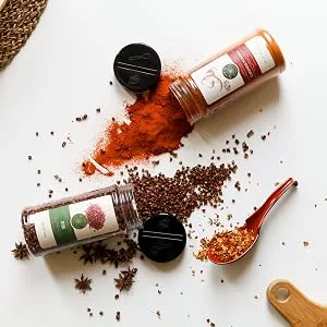 US-FARMERS Natural Premium Quality Nutmeg Ground (Jar, 5 LB) Jar 5 LB - Spices