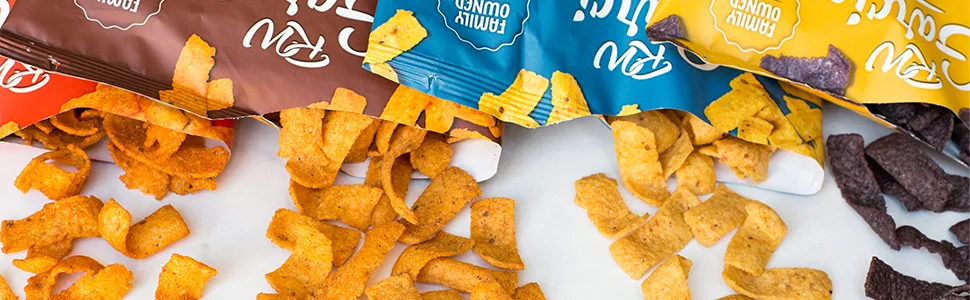 RW Garcia Organic Yellow Corn Chips, Gluten Free, 8.25oz bags, 4 pack - Corn Chip bag tear spread
