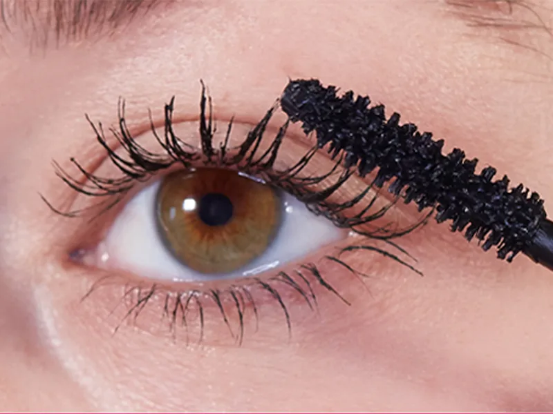 Grande Cosmetics GrandeLASH-SEPARATOR Lash Separating Comb, 0.0003125 lb. - How to Use 1