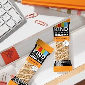 KIND Breakfast Cereal Bars, Gluten Free Snacks, Peanut Butter, 9.3oz Box (36 Bars) Peanut Butter:36 Count - lifestyle 2
