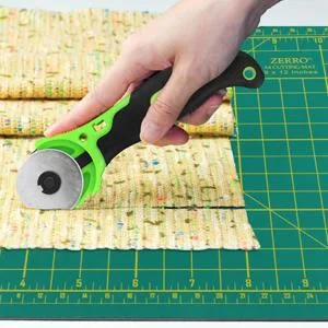 ZERRO Cutting Mat,Self Healing Rotary Mat Professional Double-Sided Thick Non-Slip Mat 12" x 9" for Quilting Sewing Crafts Projects (A4) A4:12x9 inches - product information 4