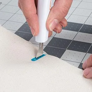 Fiskars Easy Change Fabric Knife (3 blades) - product information 5