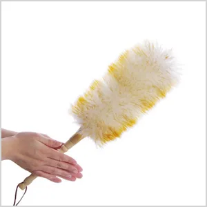 J&A Jason Aerobic J&A Lambswool Dusters with Solid Wooden Handle, Flexible Head, Anti-Static, Comfortable Grips 18.9 inchs Long Feather Duster for Office, Home and Car etc. - twist