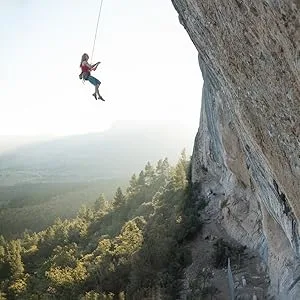 TRANGO Phase Quickdraw 6 Pack, 12 cm 12cm - Woman dangles above forest on Trango climbing rope