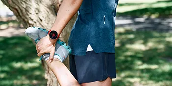 POLAR VANTAGE M Advanced Running & Multisport Watch with GPS and Wrist-based Heart Rate (Lightweight Design & Latest Technology), Black, M-L - garmin activity watch;hrm;heart rate monitor;fitness watches;smart watches;fitbit;polar vantage;a370